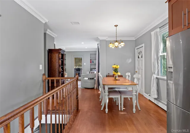 Photo 4 of Single family home for sale at 206 Cliff Rd W, Riverhead, NY 11792 | MLS# 1030137 | Listing updated on 2026-10-03