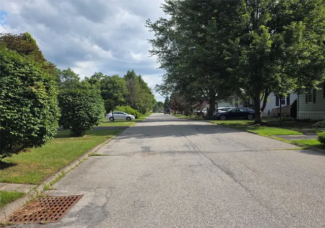 43rd image of 35 Perry Rd, Hyde Park, NY 12538 | MLS# 1030143