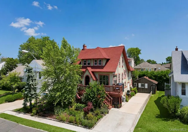 Photo 3 of Single family home for sale at 359 Roosevelt Ave, Hempstead, NY 11520 | MLS# 1030169 | Listing updated on 2026-10-04