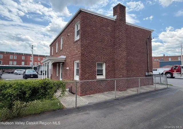 Listing Photo 5 - Condo for sale in building located at 55 Partition St, Saugerties, NY 12477
