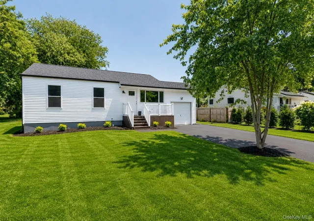 Photo 3 of Single family home for sale at 743 Hoffman Ave, Brookhaven, NY 11713 | MLS# 1030192 | Listing updated on 2026-09-13