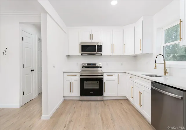Photo 3 of Sale Pending at 743 Hoffman Ave, Brookhaven, NY 11713 | MLS# 1030192 | Listing updated on 2026-10-06