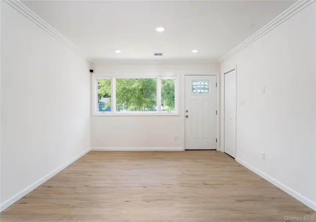 Photo 4 of Sale Pending at 743 Hoffman Ave, Brookhaven, NY 11713 | MLS# 1030192 | Listing updated on 2026-10-06