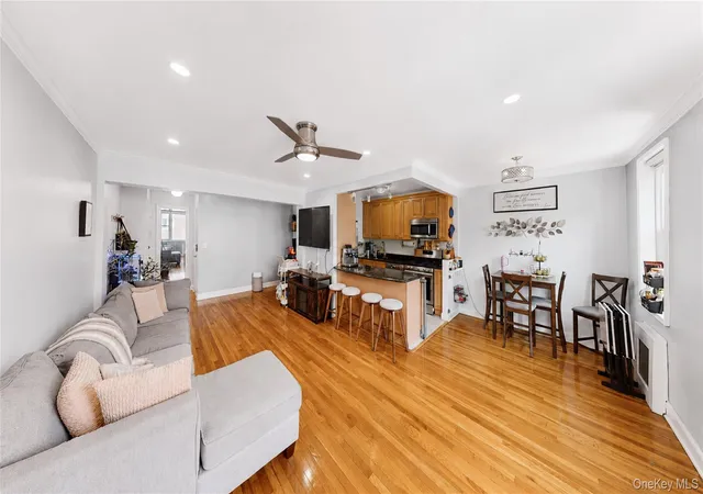 Photo 3 of Sale Pending at 1 Sadore Ln #3X, Yonkers, NY 10710 | MLS# 1030216 | Listing updated on 2026-10-01