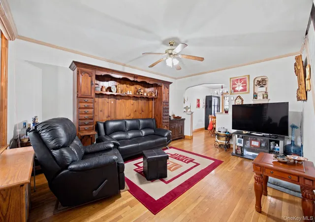 Photo 3 of Single family home for sale at 2005 26th Street, New York, NY 11105 | MLS# 1030220 | Listing updated on 2026-08-01