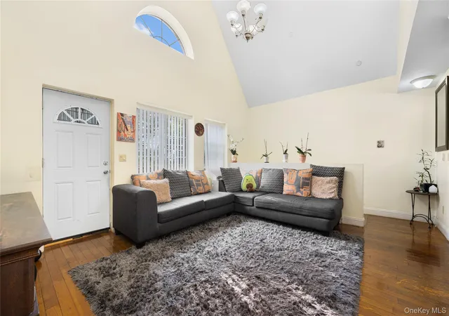 Photo 4 of House for sale at 58-11 183rd Street, New York, NY 11365 | MLS# 1030287 | Listing updated on 2026-08-28