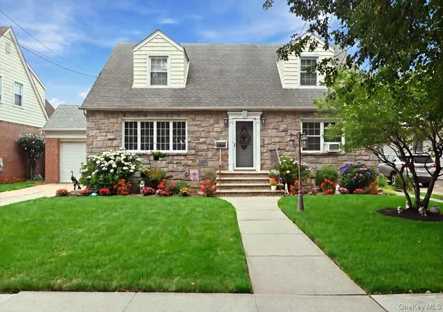 Photo 1 of Sale Pending at 166 Beech St, Hempstead, NY 11001 | MLS# 1030315 | Listing updated on 2026-08-25