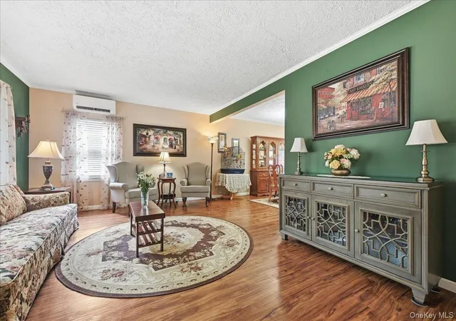 Photo 3 of Sale Pending at 166 Beech St, Hempstead, NY 11001 | MLS# 1030315 | Listing updated on 2026-08-25