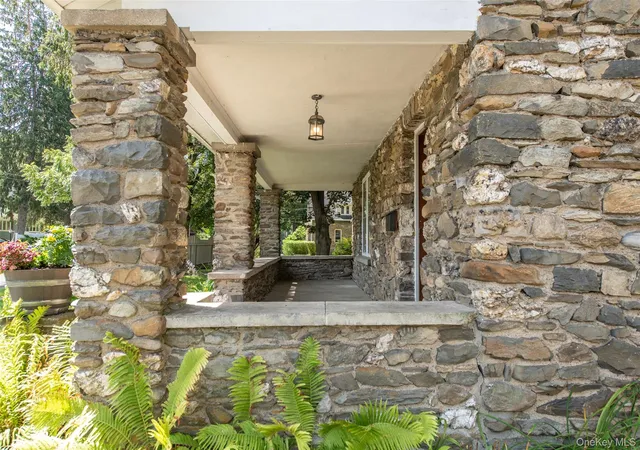 4th image of 46 N Parsonage St, Rhinebeck, NY 12572 | MLS# 1030333