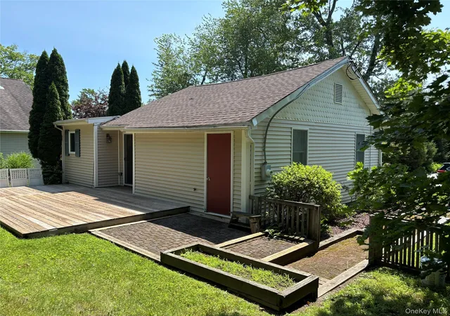 3rd image of 72 Vails Lake Shore Dr, Southeast, NY 10509 | MLS# 1030339