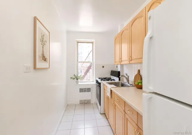 Photo 4 of Sale Pending at 39-65 51st Street #4B, Woodside, NY 11377 | MLS# 1030350 | Listing updated on 2026-08-07