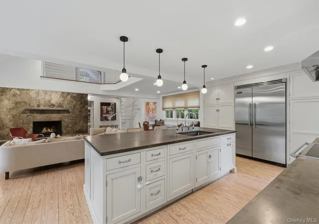 Photo 4 of Single family home for sale at 174 Lake Shore Rd, Putnam Valley, NY 10579 | MLS# 1030361 | Listing updated on 2026-09-19