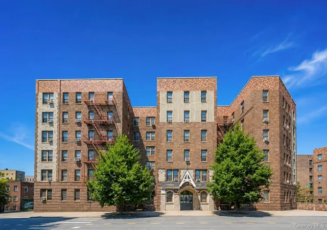 Photo 1 of Condo for sale at 2925 Matthews Ave #2H, New York, NY 10467 | MLS# 1030365 | Listing updated on 2026-07-30