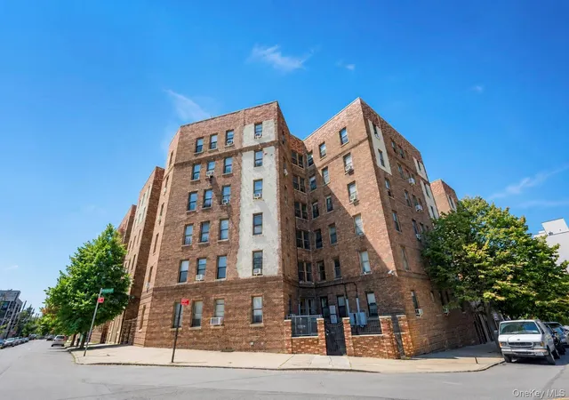 Photo 2 of Condo for sale at 2925 Matthews Ave #2H, New York, NY 10467 | MLS# 1030365 | Listing updated on 2026-07-30