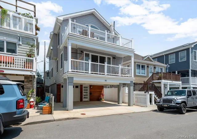 Photo 2 of Single family home for sale at 90 Alabama St, Long Beach, NY 11561 | MLS# 1030387 | Listing updated on 2026-09-16
