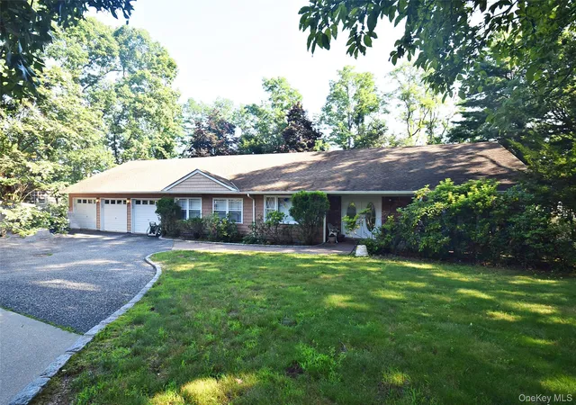 1st image of 29 Ivy Hill Dr, Smithtown, NY 11787 | MLS# 1030391