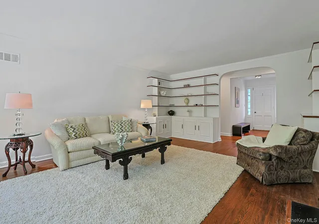 5th image of 44 Ramona, New Rochelle, NY 10804 | MLS# 1030406
