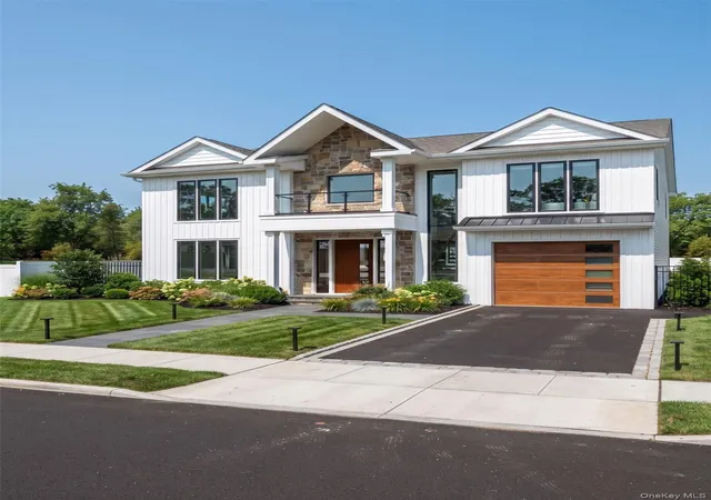 Photo 1 of Single family home for sale at 50 Cliff Ln, Hempstead, NY 11756 | MLS# 1030409 | Listing updated on 2026-08-29