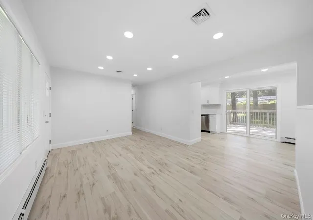 Photo 4 of Single family home for sale at 18 Easterly Rd, Southampton, NY 11946 | MLS# 1030424 | Listing updated on 2026-10-01
