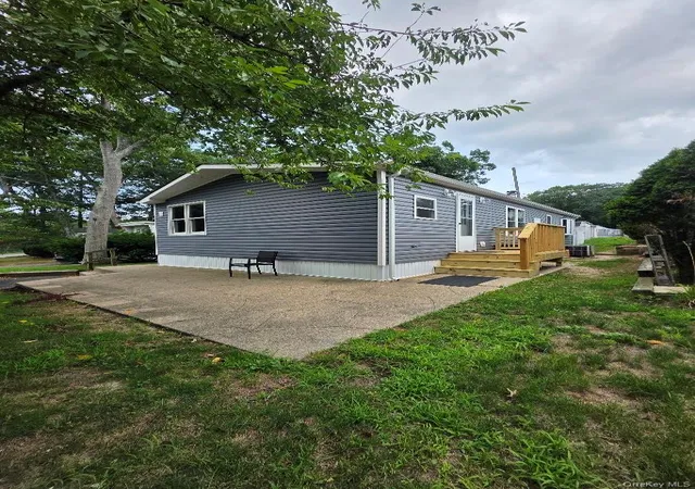 Photo 3 of Manufactured home for sale at 309 15 Fanning Blvd, Riverhead, NY 11901 | MLS# 1030425 | Listing updated on 2026-08-29
