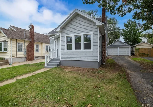 Photo 2 of Single family home for sale at 171 S Brookside Ave, Hempstead, NY 11520 | MLS# 1030433 | Listing updated on 2026-10-08