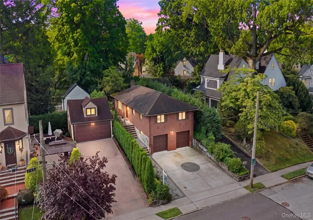 Photo 2 of Sale Pending at 255 24 Iowa Rd, New York, NY 11362 | MLS# 1030446 | Listing updated on 2026-08-21