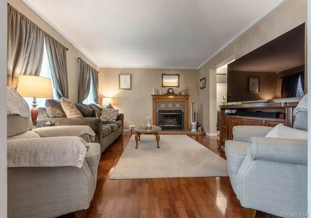 Photo 3 of Sale Pending at 188 Rogers St, Esopus, NY 12487 | MLS# 1030460 | Listing updated on 2026-10-02