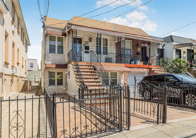 Photo 1 of Single family home for sale at 426 Calhoun Ave, New York, NY 10465 | MLS# 1030465 | Listing updated on 2026-10-10