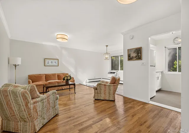 Photo 3 of Sale Pending at 200 Lexington #1F, Oyster Bay, NY 11771 | MLS# 1030473 | Listing updated on 2026-08-24