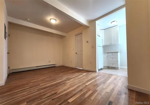 Listing Photo 5 - Condo for sale in building located at 54 Herriot St, Yonkers, NY 10701