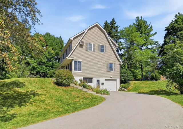 1st image of 3 Ireland Dr, Poughkeepsie (town), NY 12603 | MLS# 1030526