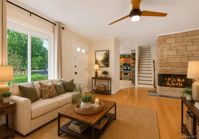 Photo 3 of Sale Pending at 3 Ireland Dr, Poughkeepsie (town), NY 12603 | MLS# 1030526 | Listing updated on 2026-09-13