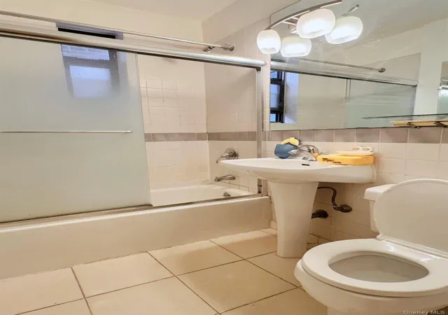 Listing Photo 4 - Condo for sale in building located at 150-29 72Nd, New York, NY 11367 - Unit #3E
