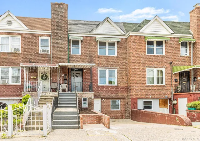 Photo 1 of Sale Pending at 2803 Gunther Ave, Bronx, NY 10469 | MLS# 1030543 | Listing updated on 2026-09-03