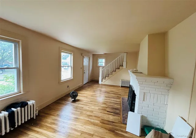 Photo 2 of Sale Pending at 29 Roosevelt St, Glen Cove, NY 11542 | MLS# 1030544 | Listing updated on 2026-09-04