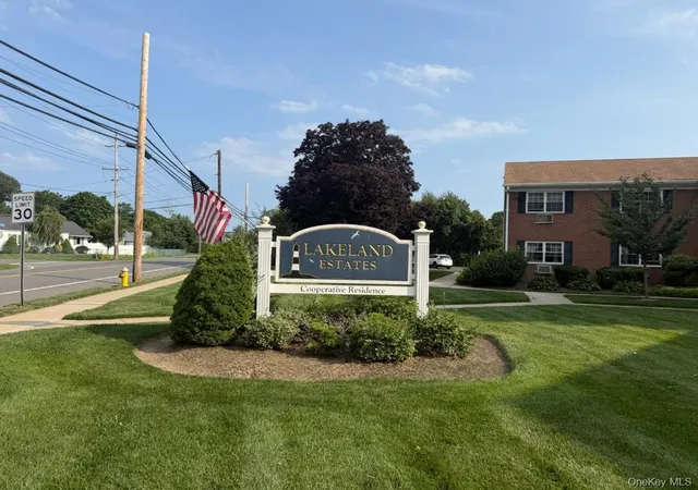 Photo 2 of Condo for sale at 338 Lakeland Ave #6 E, Islip, NY 11782 | MLS# 1030594 | Listing updated on 2026-10-01