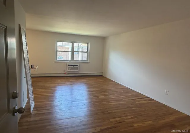 Listing Photo 5 - Condo for sale in building located at 338 Lakeland Ave, Islip, NY 11751 - Unit #6 E