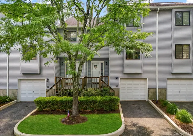 2nd image of 59 Chester Ln, Clarkstown, NY 10954 | MLS# 1030597