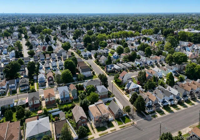 Photo 3 of Single family home for sale at 10469 Springfield Blvd, New York, NY 11429 | MLS# 1030600 | Listing updated on 2026-08-30