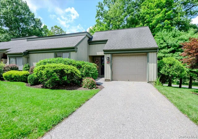 Photo 1 of Condo for sale at 456 Heritage Hills #B, Somers, NY 10589 | MLS# 1030604 | Listing updated on 2026-08-19