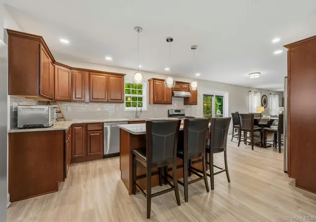 Photo 3 of Single family home for sale at 5 Marie Ct, Poughkeepsie, NY 12601 | MLS# 1030616 | Listing updated on 2026-09-20