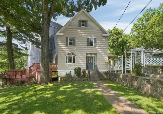 Photo 1 of Sale Pending at 101 Elm St, Cortlandt, NY 10567 | MLS# 1030660 | Listing updated on 2026-10-01