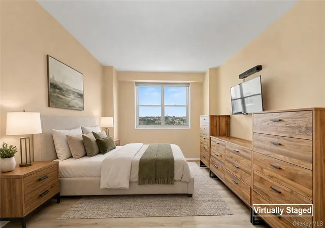 Photo 1 of Sale Pending at 30 Lake St #7A, White Plains, NY 10603 | MLS# 1030674 | Listing updated on 2026-08-20