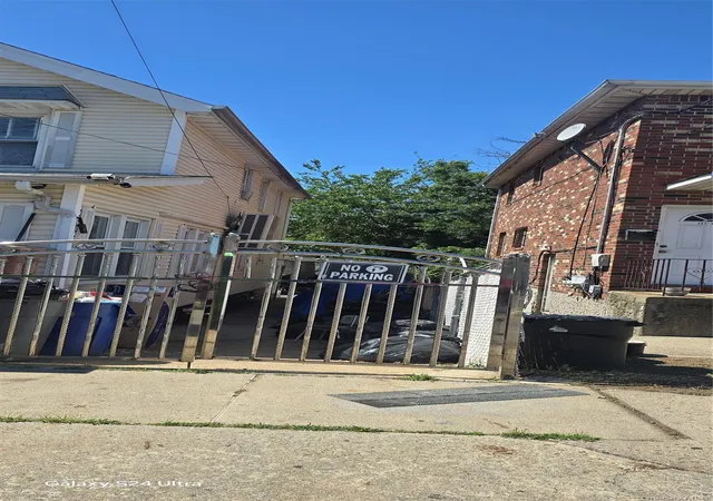 Photo 3 of Multi family home for sale at 151 33 134th Avenue, New York, NY 11434 | MLS# 1030680 | Listing updated on 2026-08-28