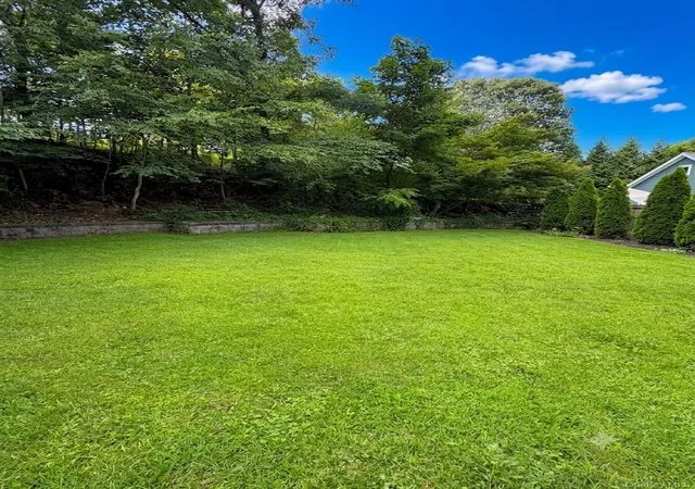 Photo 2 of Sale Pending at 162 Florence Ave, Mount Pleasant, NY 10594 | MLS# 1030715 | Listing updated on 2026-08-27
