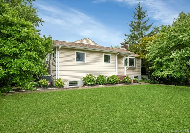 Photo 3 of Sale Pending at 162 Florence Ave, Mount Pleasant, NY 10594 | MLS# 1030715 | Listing updated on 2026-08-27