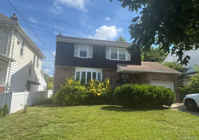 1st image of 37 Magnolia Ave, North Hempstead, NY 11001 | MLS# 1030717