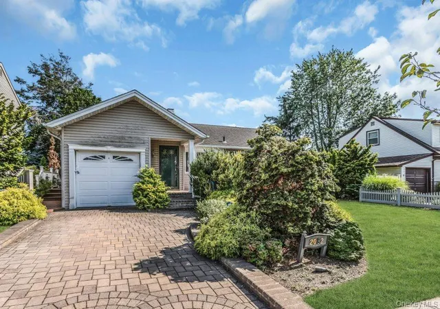 Photo 1 of Sale Pending at 2082 Central Dr N, Hempstead, NY 11554 | MLS# 1030725 | Listing updated on 2026-08-26