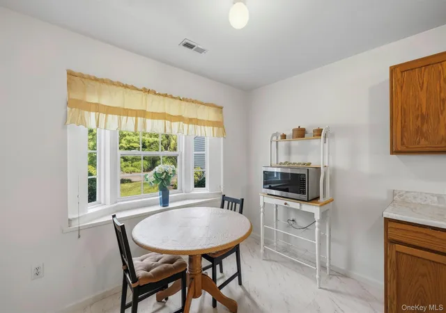Listing Photo 4 - Condo for sale in building located at 213 Eagleton Dr, Monroe, NY 10950