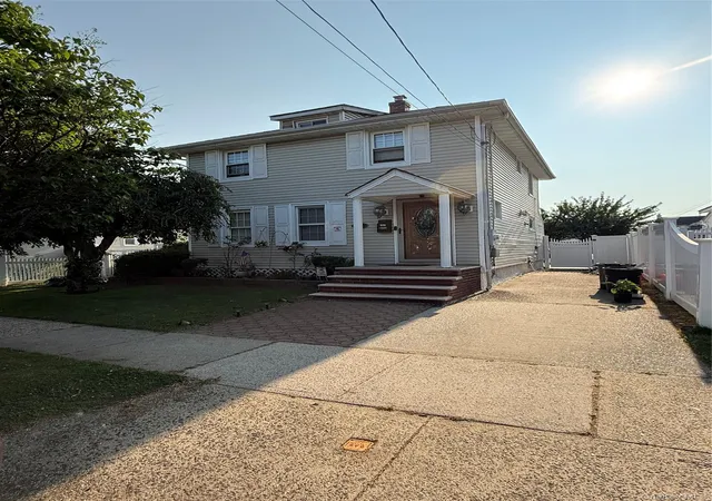 Photo 1 of Single family home for sale at 47 Franklin St, Hempstead, NY 11010 | MLS# 1030741 | Listing updated on 2026-08-09